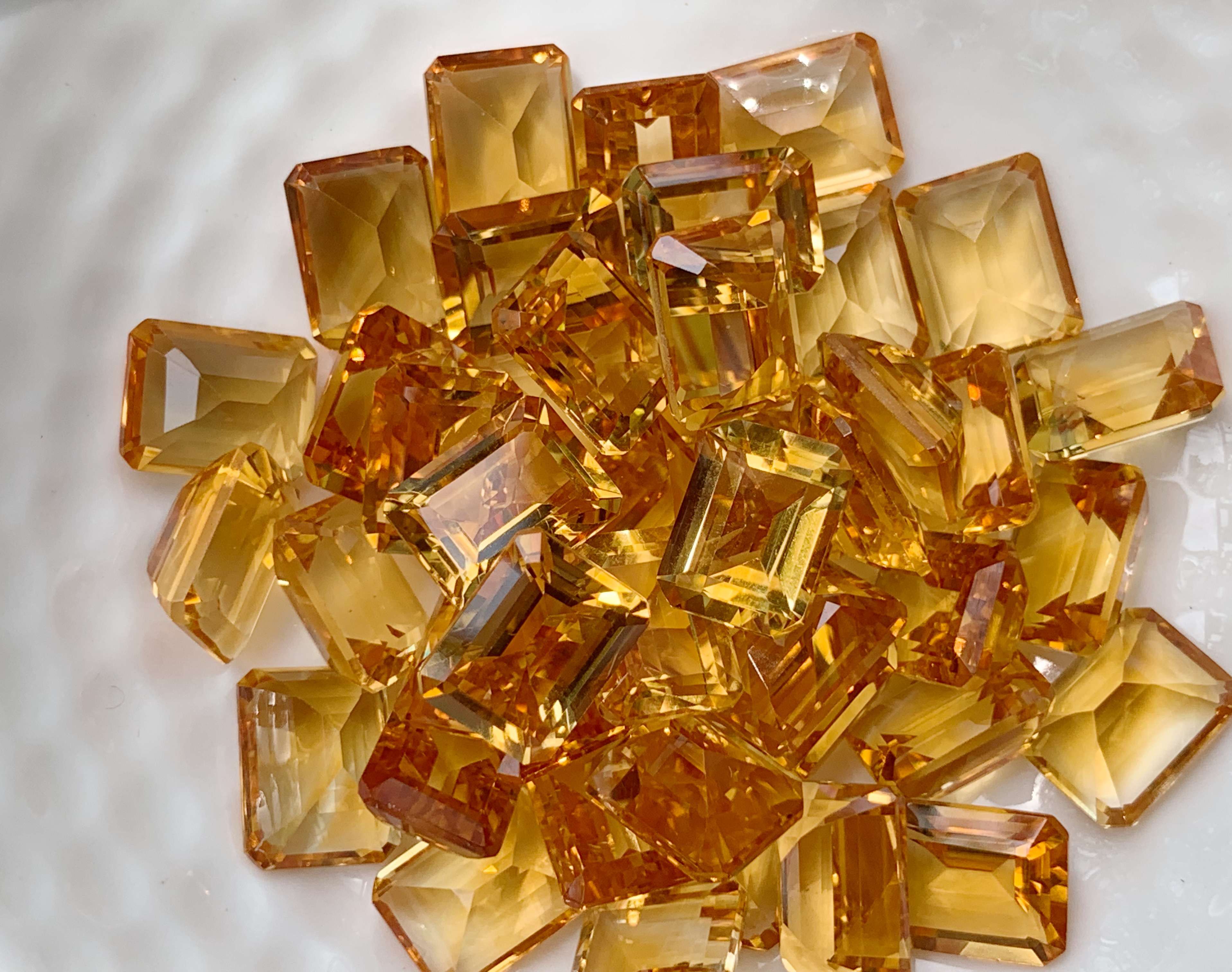 ซิทรินสี่เหลี่ยม 9X7 มม. 5 เม็ด