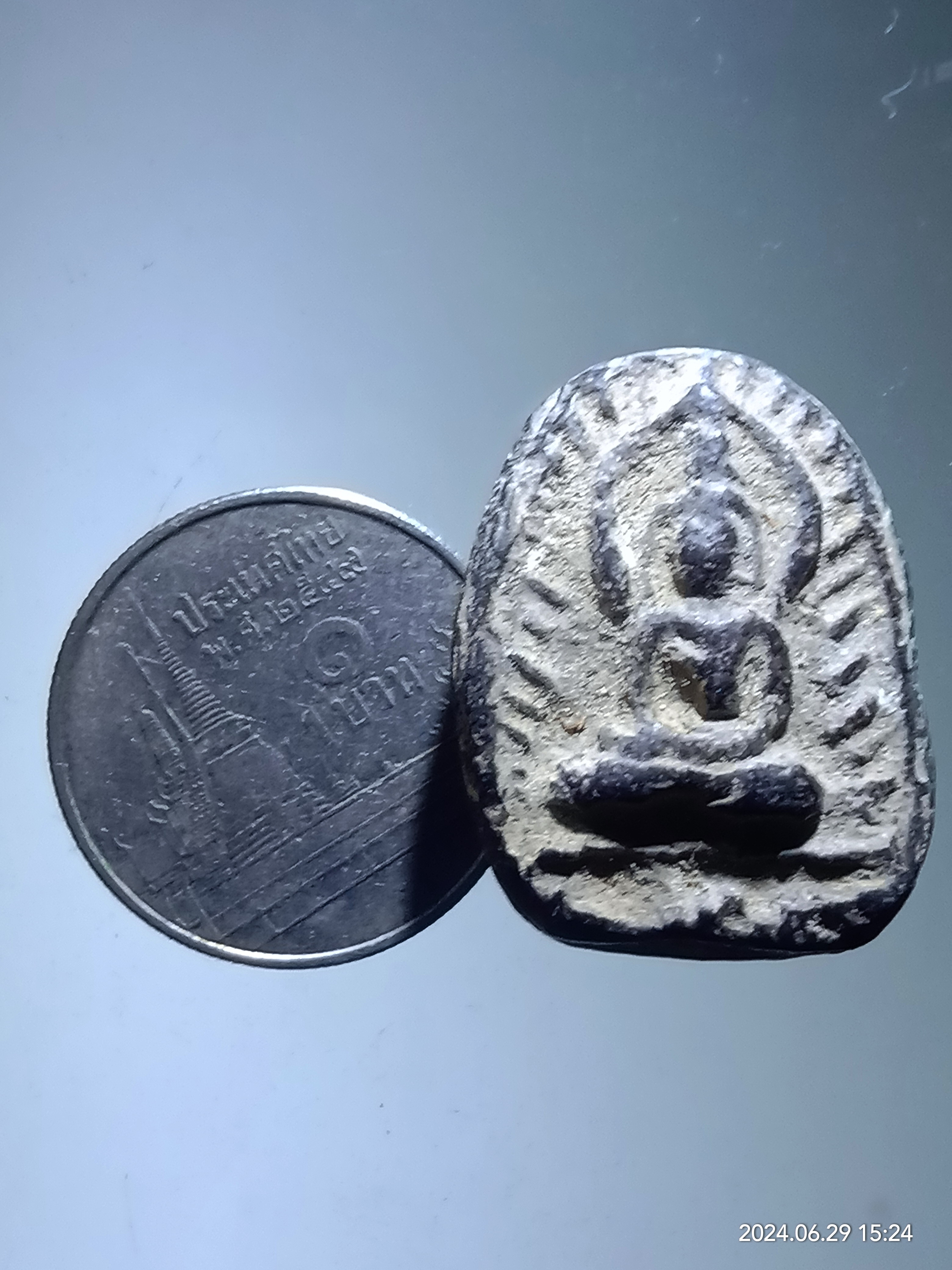 รหัสสินค้า พระเนื้อดิน เนื้อผง เนื้อว่าน 390 พระซุ้มกอเนื้อดินเผา หลวงพ่อสว่าง วัดท่าพุทรา จังหวัดกำแพงเพชร