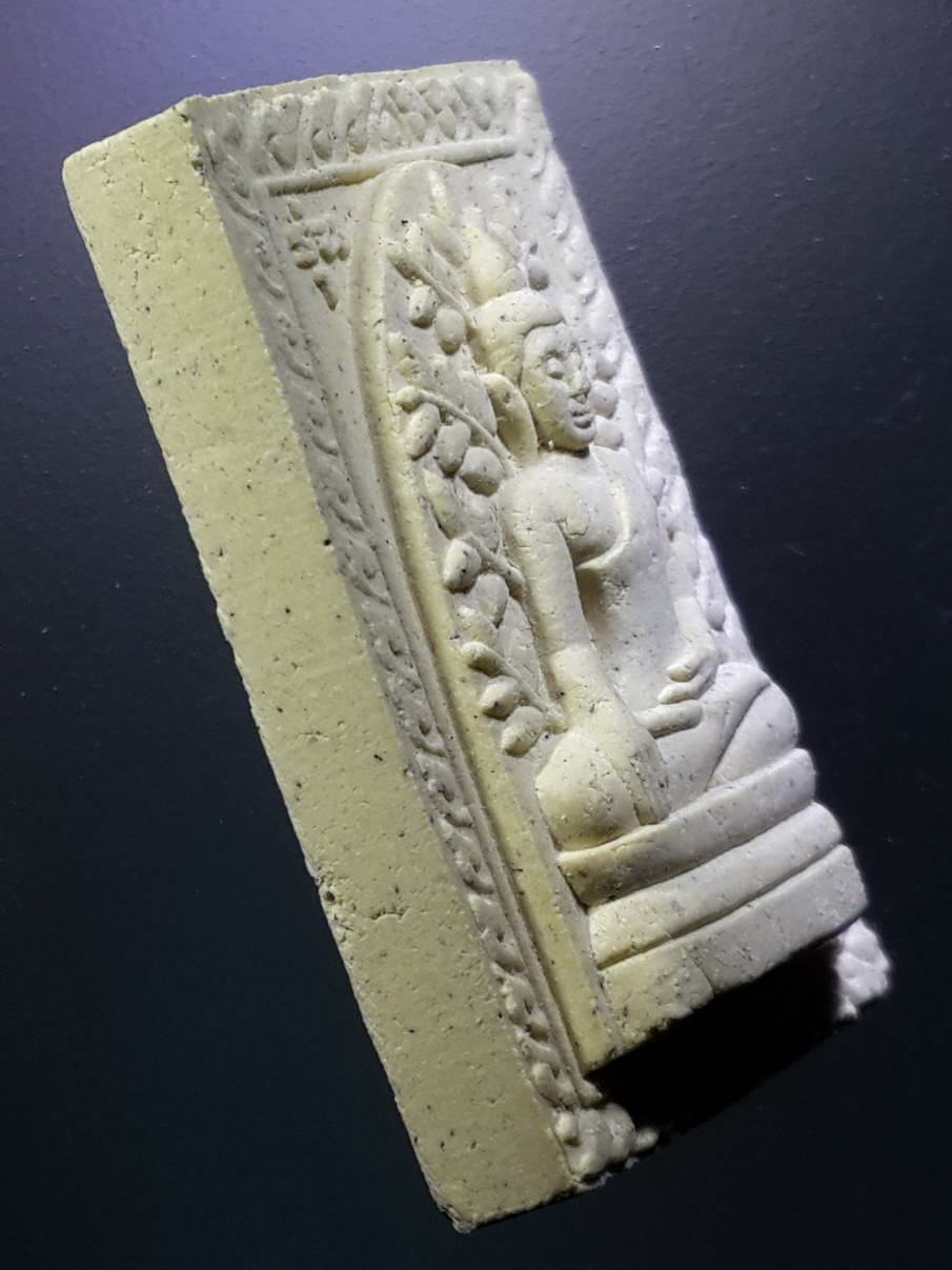 รหัสสินค้า พระมีกล่อง 290 สมเด็จพระพุทธ เนื้อผง รุ่น 1 สร้างโบสถ์ ซื้อที่ดิน วัดบัวขวัญ สร้างปี 2545