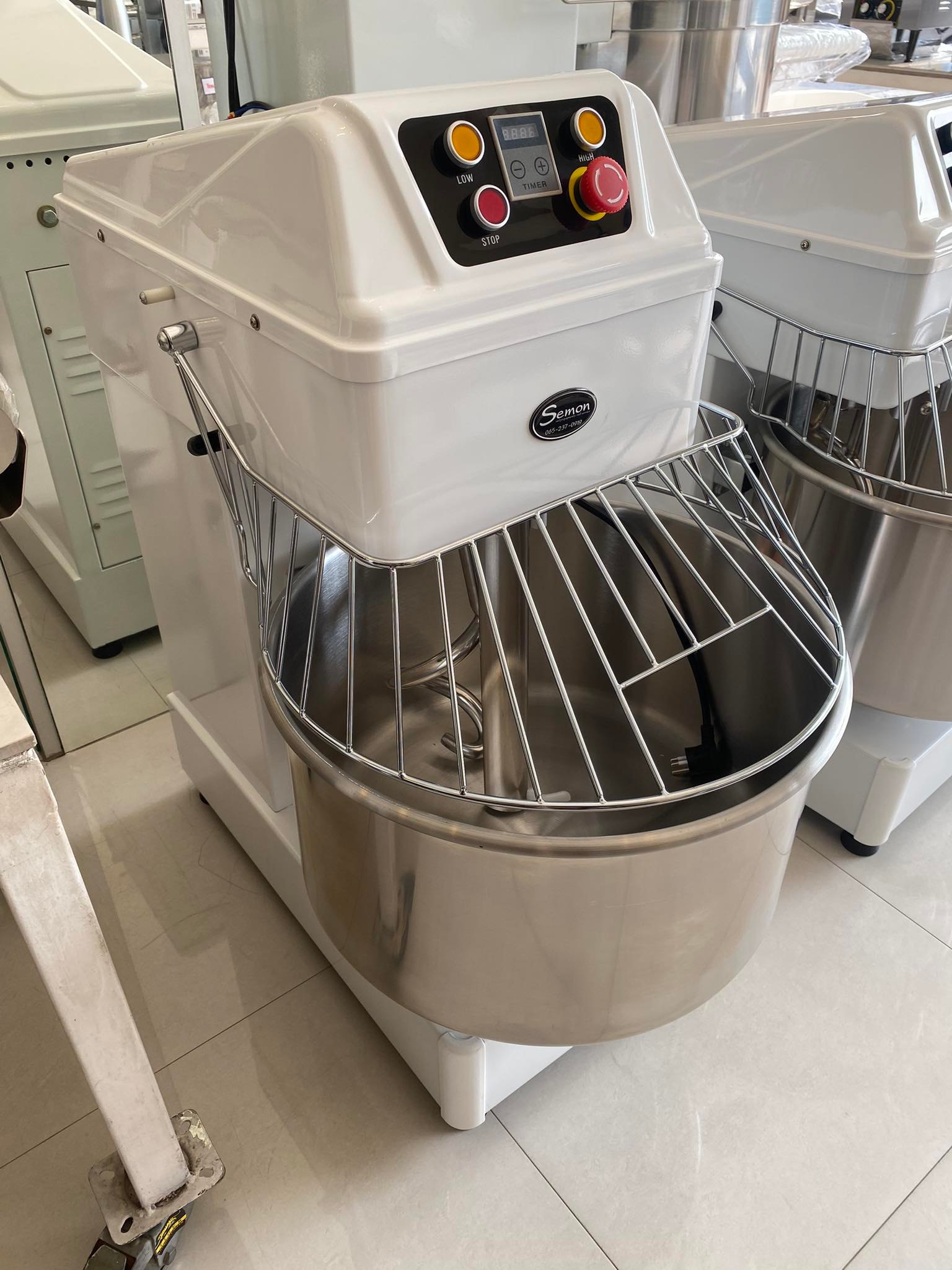 เครื่องนวดแป้ง 50 ลิตร 2 สปีด SI-SM50 แบรนด์ Semon