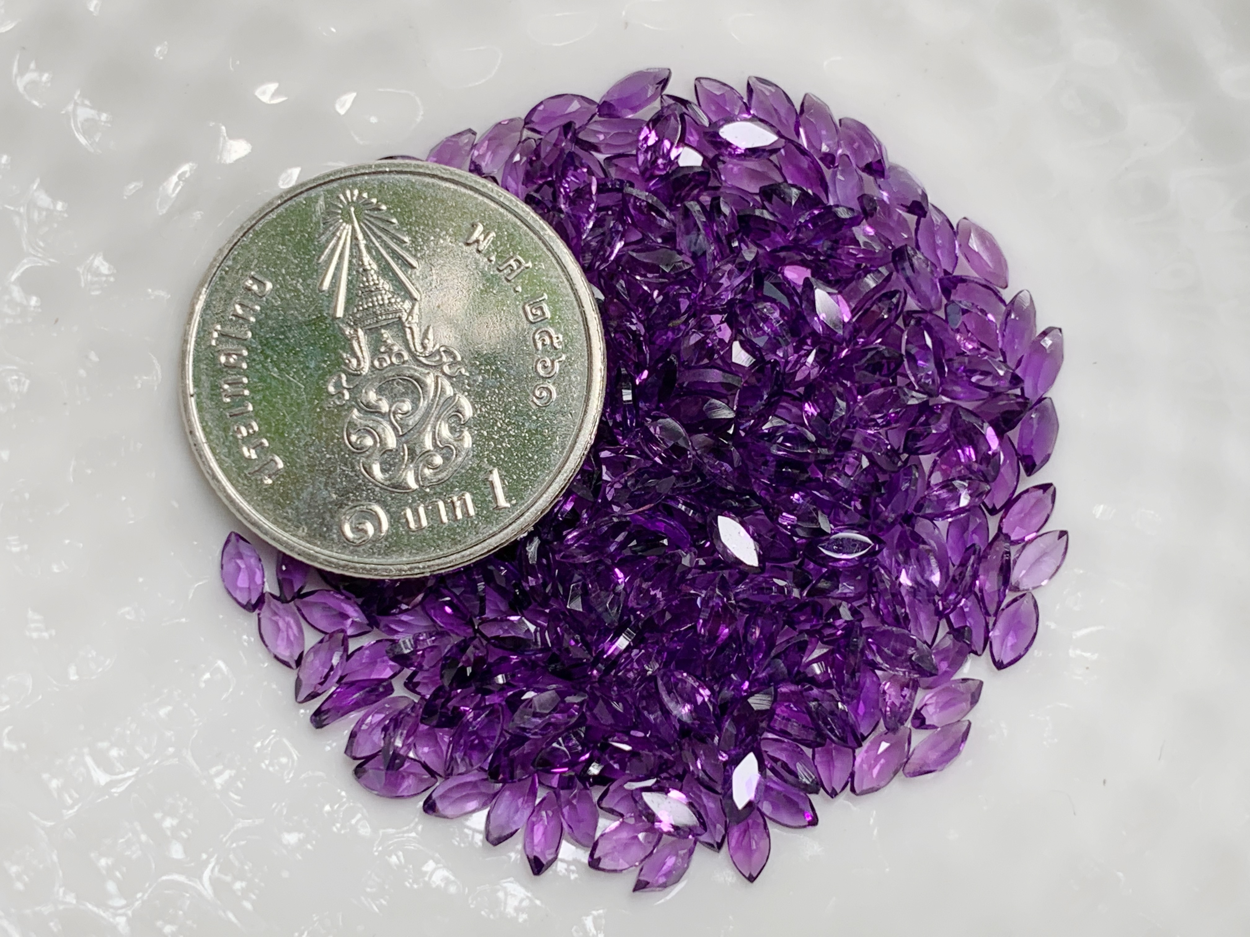 อเมทิสมาคี 4X2 มม. 5 กะรัต