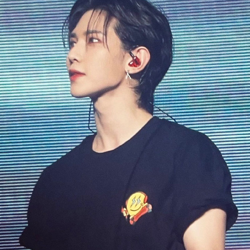 เสื้อยืด ATEEZ คอนเสิร์ต World Tour : BREAK THE WALL