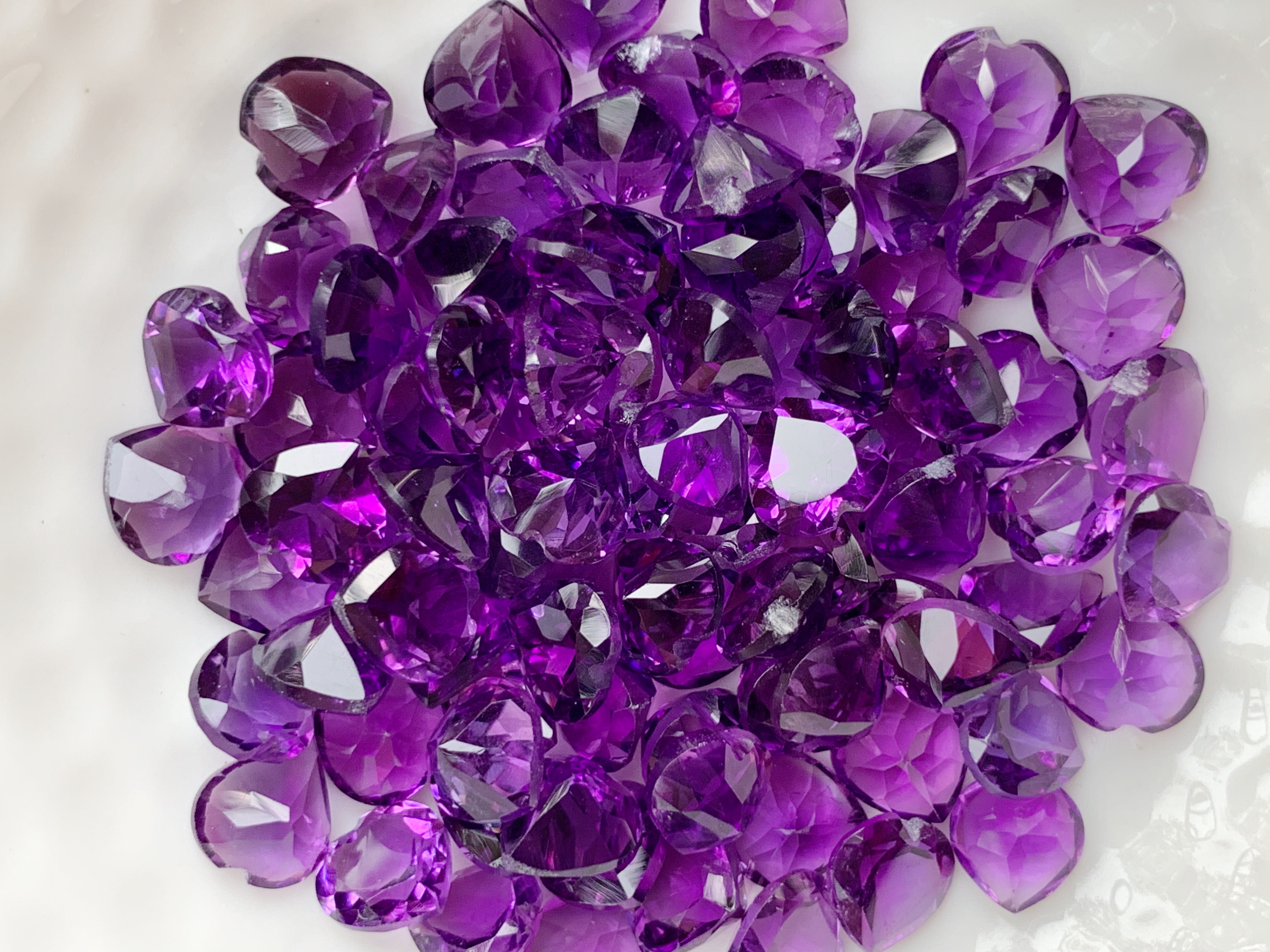 อเมทิสหัวใจ 6 มม. 5 กะรัต