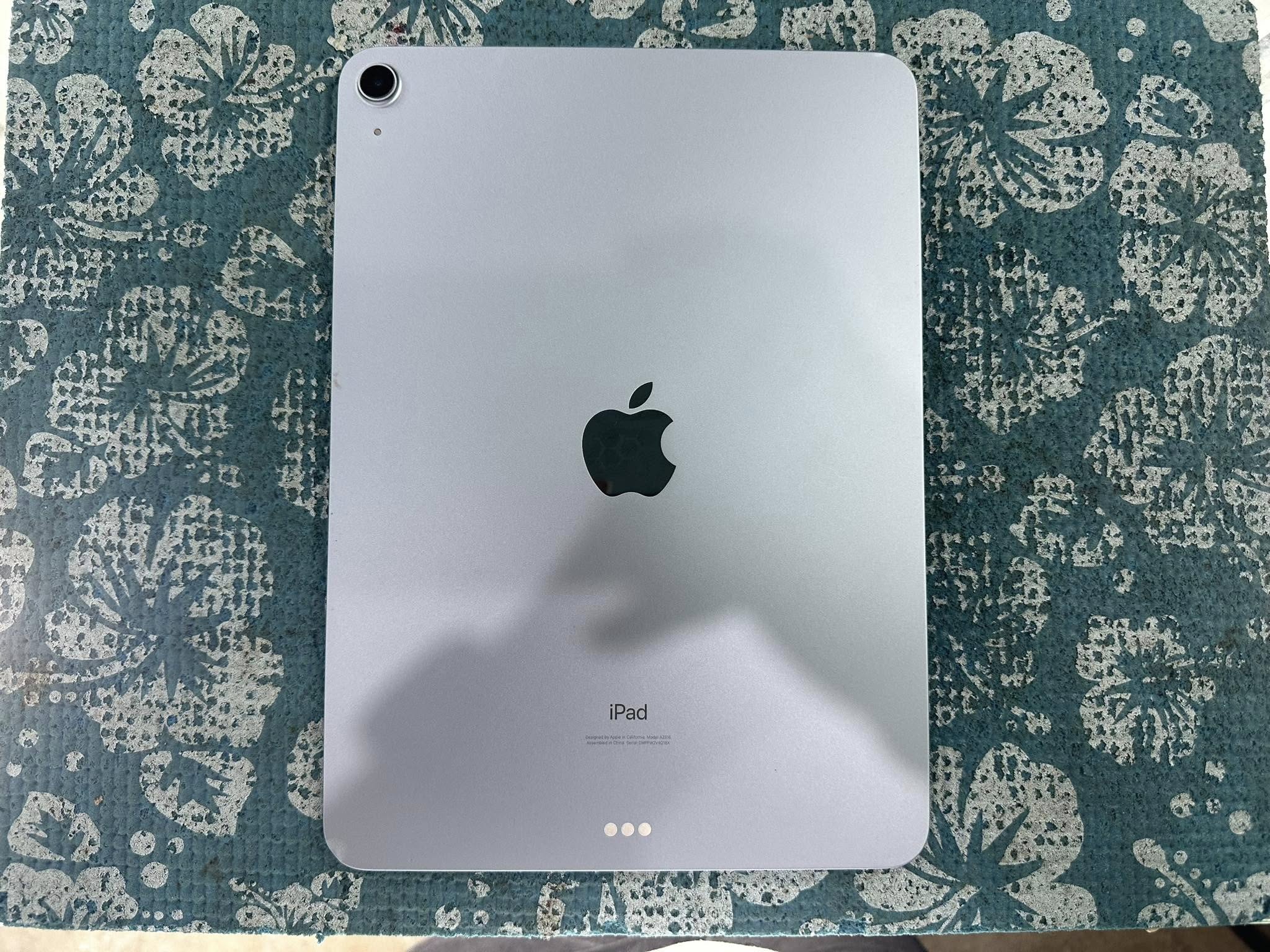 ( SOLD OUT ) iPad Air 4 256GB Wifi TH
