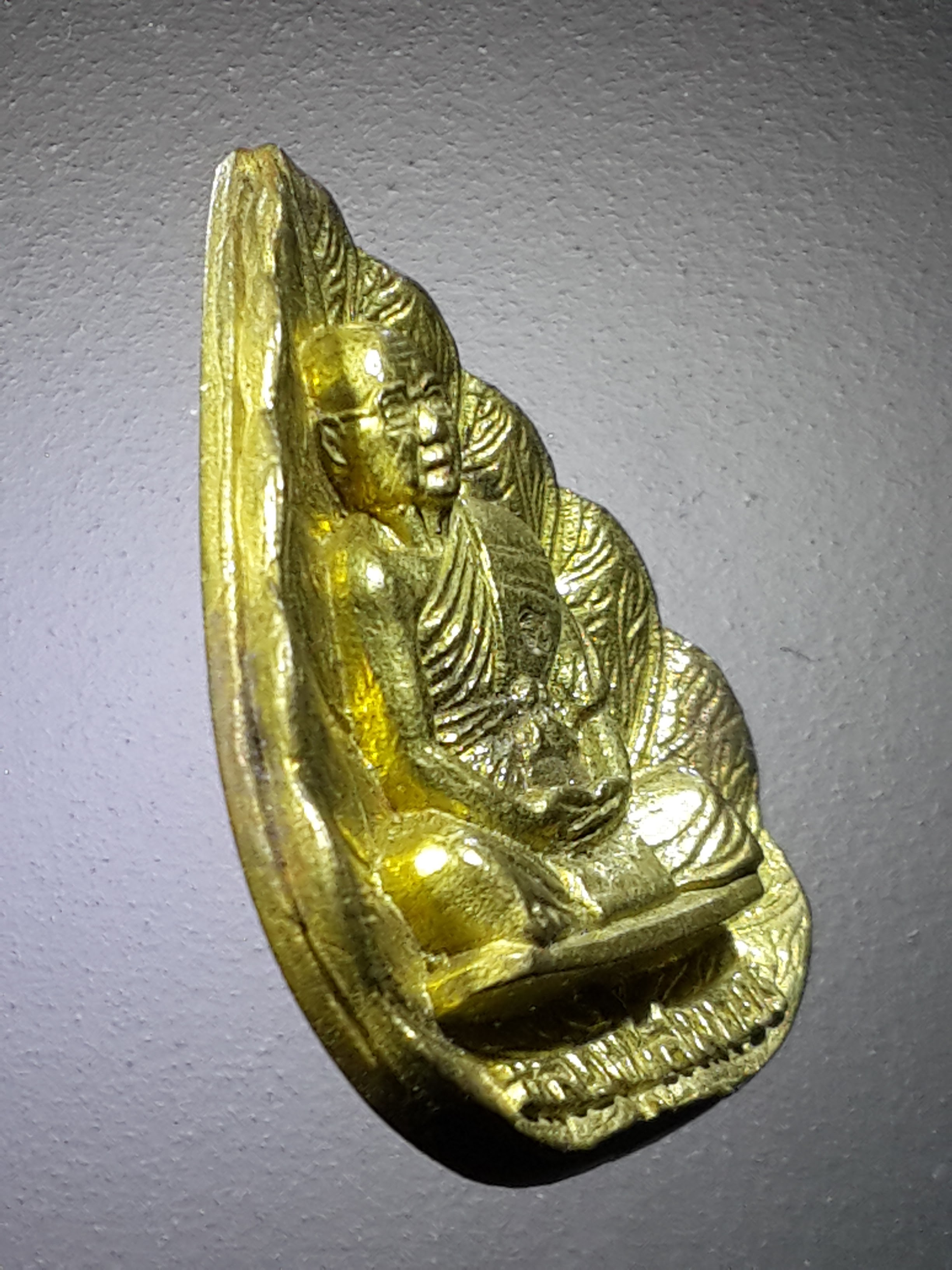 รหัสสินค้า พระมีกล่อง 404 เหรียญหล่อใบโพธิ์หลวงปู่สมควร วิชชาสาโร วัดถือน้ำ อำเภอเมือง จังหวัดนครสวรรค์ รุ่นลายเซ็นต์