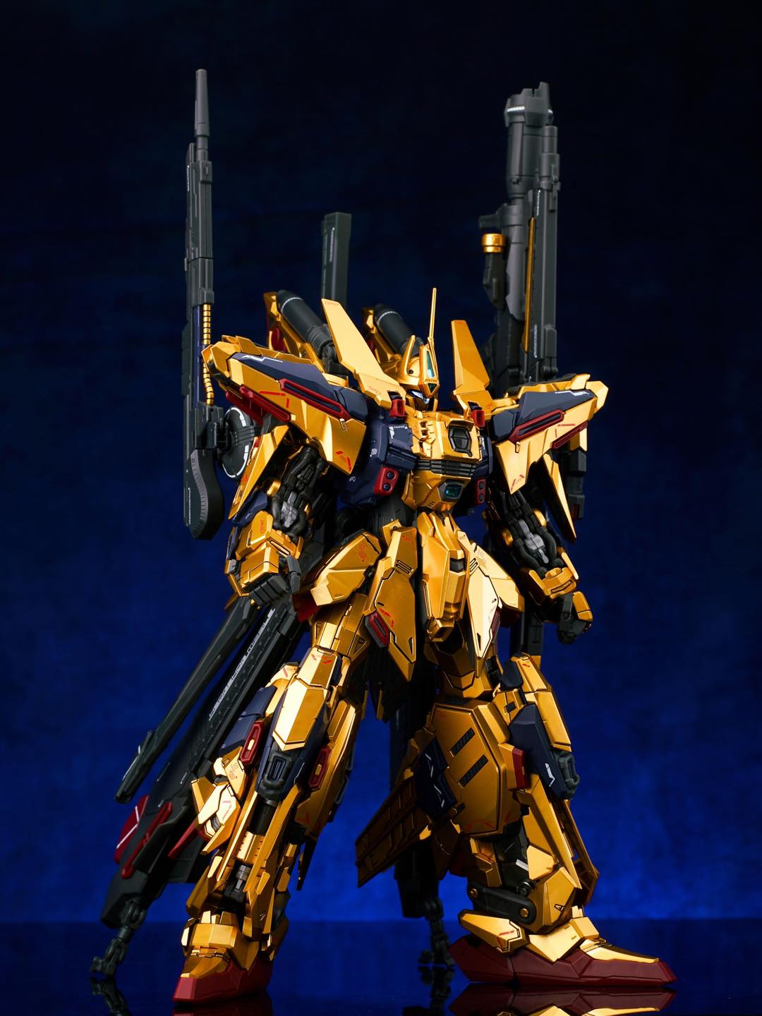 [GOD HORSE] MG 1/100 Golden Warrior + Armor
