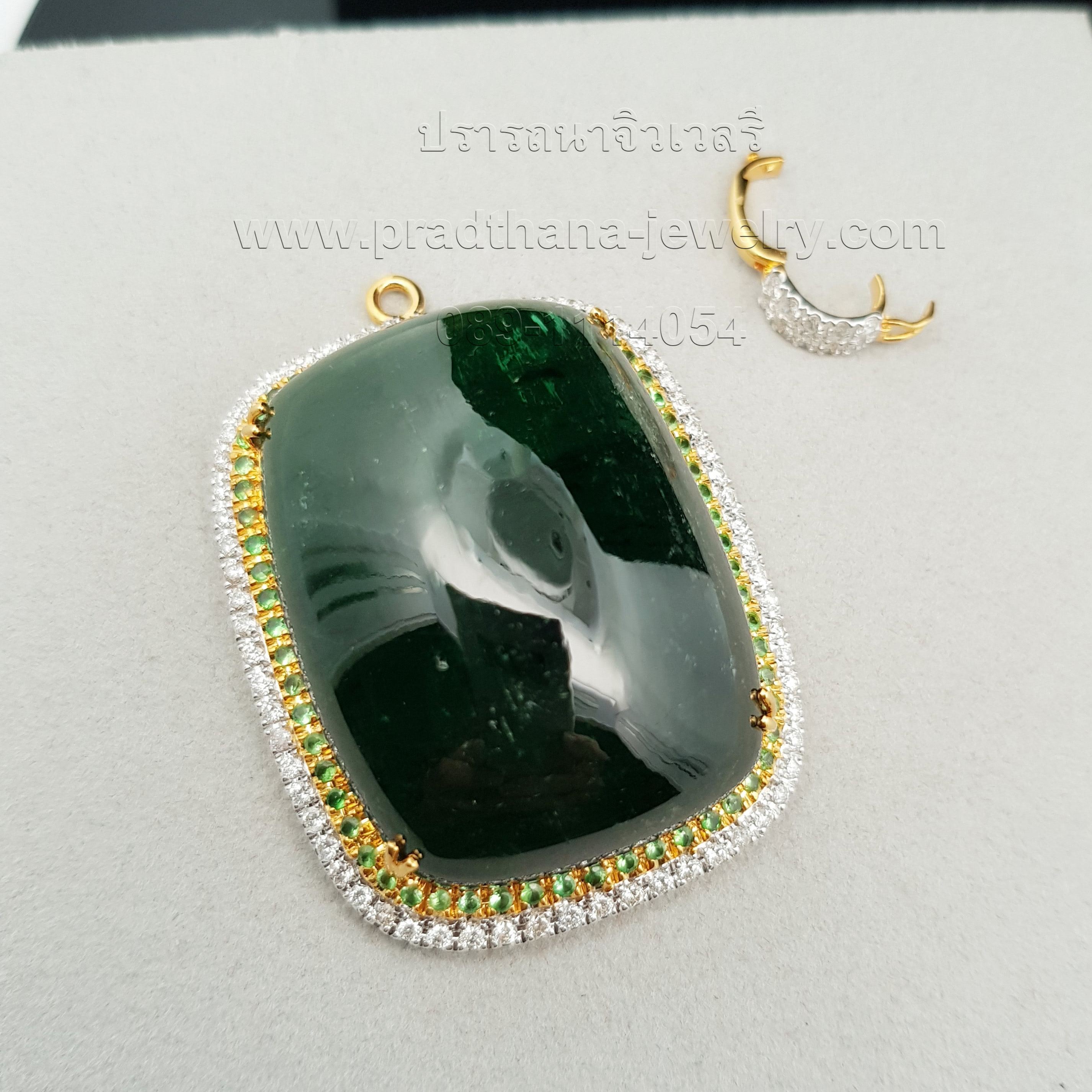 จี้กรีนทัวมาลีนล้อมซาโวไรท์เพชร