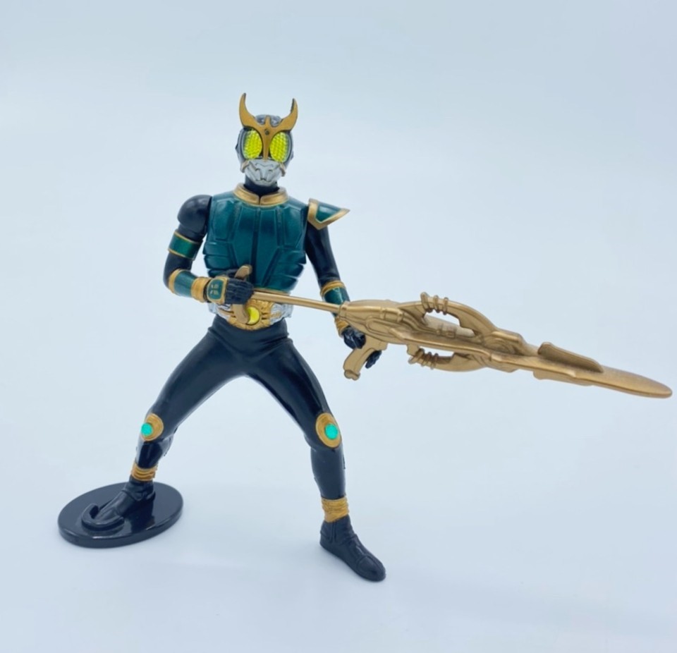 โมเดลรายละเอียดสูง RIder Kuuga Pegasus