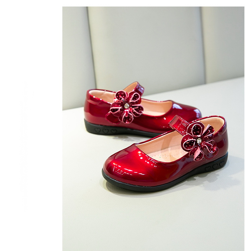 Shoe1539- รองเท้าคัชชูเด็กเล็ก รองเท้าคัชชูเด็กโต สีแดงเข้มสวยเหมือนสีในแบบ สวมใส่สบายได้ทุกโอกาส ใส่สะดวกและถอดง่าย (ความยาววัดจากพื้นภายใน ให้ใช้ความยาวเท้า +0.5/เท้าอูม +1.0 cm.แล้วแลือก)