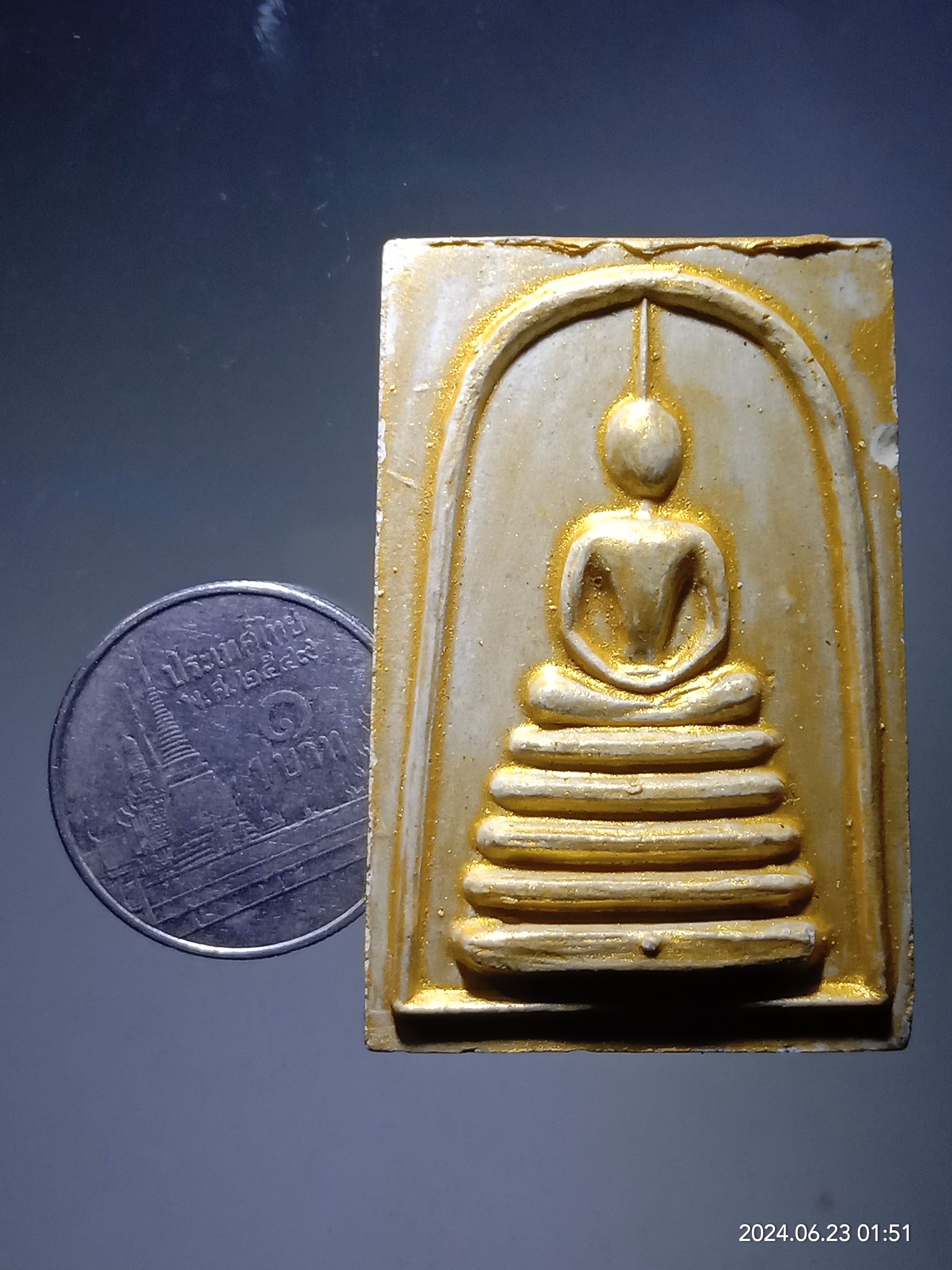 รหัสสินค้า พระสมเด็จ วัดต่างๆ 1210 พระสมเด็จ เนื้อผง ฐาน 5 ชั้น หลังรูปเหมือน หลวงพ่อแพ วัดพิกุลทอง จังหวัดสิงห์บุรี