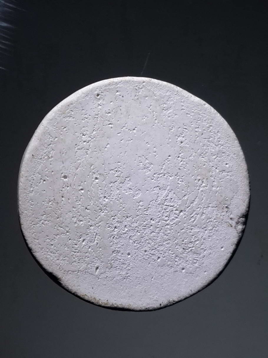 รหัสสินค้า พระไม่ทราบที่ 406 พระผงจันทร์ลอย น่าจะเป็นพระครูบาทางเหนือ ไม่ทราบที่