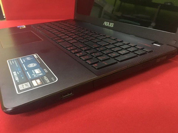 ( SOLD OUT ) ASUS A550JX-XX145D
