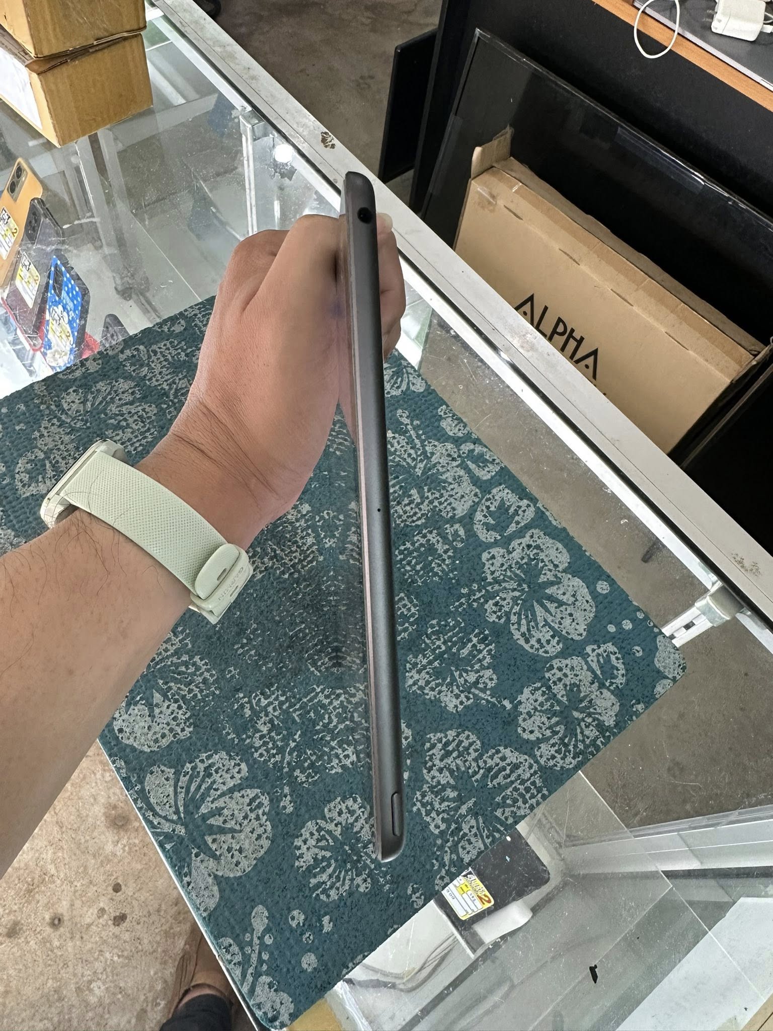 ( SOLD OUT ) iPad Gen 9 64GB Wifi Model TH ประกันเหลือยาวๆ