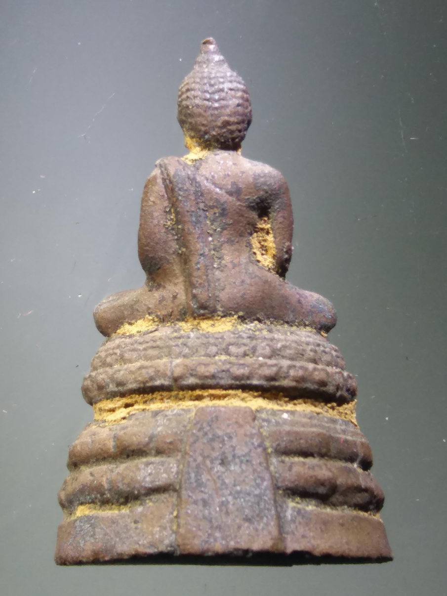 รหัสสินค้า พระมีกล่อง 3888 พระพุทธสิหิงค์ หล่อโบราณ เนื้อโลหะผสม วัดสวนอธิษฐานบารมี จังหวัดพิษณุโลก รุ่นฉลองธรรมอุโบสถ