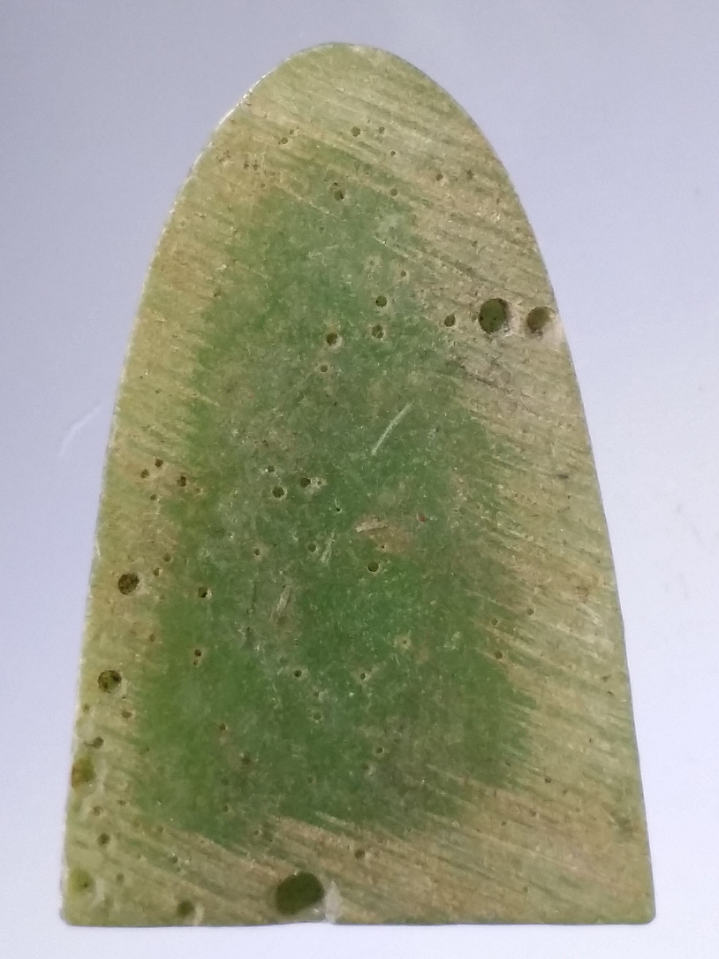 รหัสสินค้า หลวงปู่ทวด วัดต่างๆ 488 หลวงปู่ทวดเนื้อเรซิ่น สีเขียวหยก พิมพ์คล้ายปี 24 ไม่ทราบที่