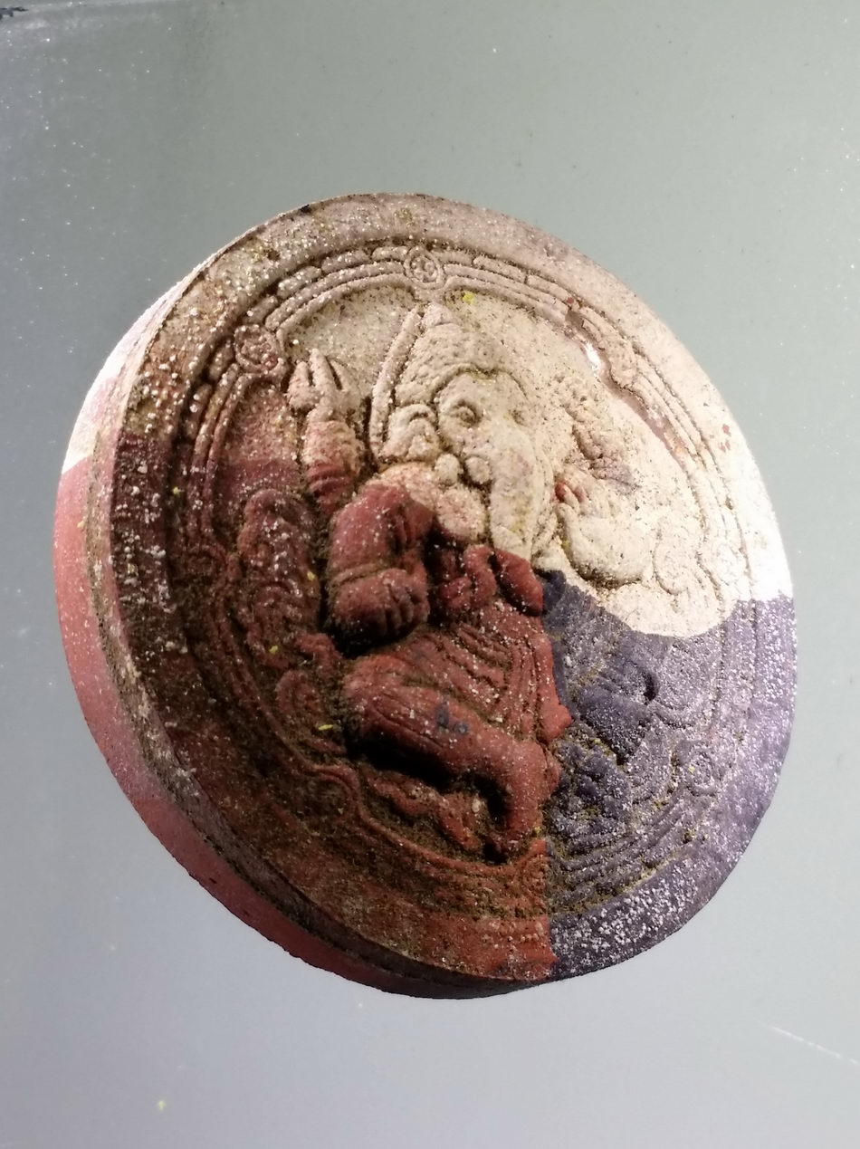 รหัสสินค้า จตุคามรามเทพ 967 พระพิฆเณศวร เทพเจ้าแห่งความสำเร็จ รุ่น ชุมนุมเทพ เนื้อว่านก้นครก ฝังตะกรุด ปลุกเสกพิธีจตุคามรามเทพ สำนักสงฆ์ช่องสะเดา ตำบลวังลึก อำเภอสามชุก จังหวัดสุพรรณบุรี สร้างปี 2550