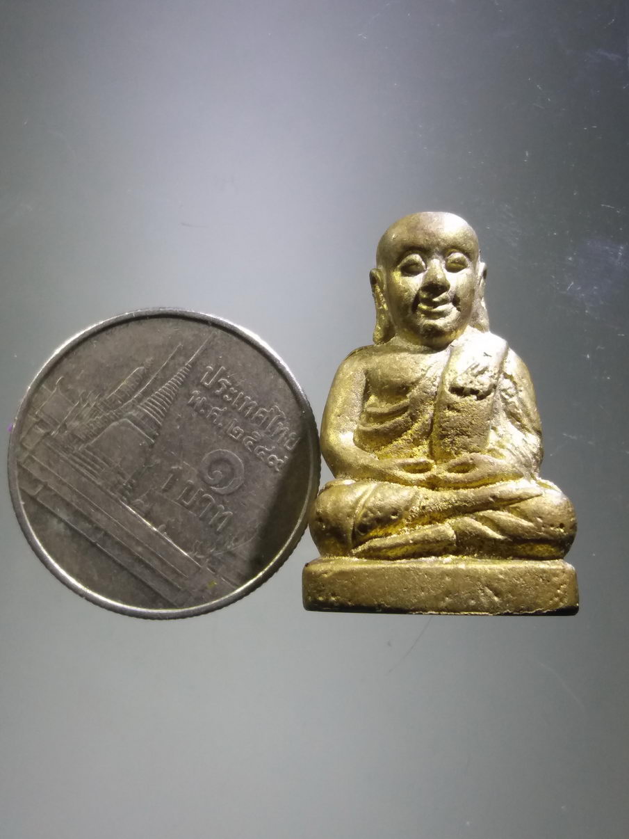 รหัสสินค้า พระมีกล่อง 3907 รูปหล่อหลวงพ่อเงิน วัดบางคลาน ออกวัดสามง่าม จังหวัดพิจิตร พระครูพินิตปัญโญภาส วัตถุประสงค์เพื่อสร้างซุ้มพระพุทธรูป วิทยาลัยเกษตรฯ จังหวัดพิจิตร