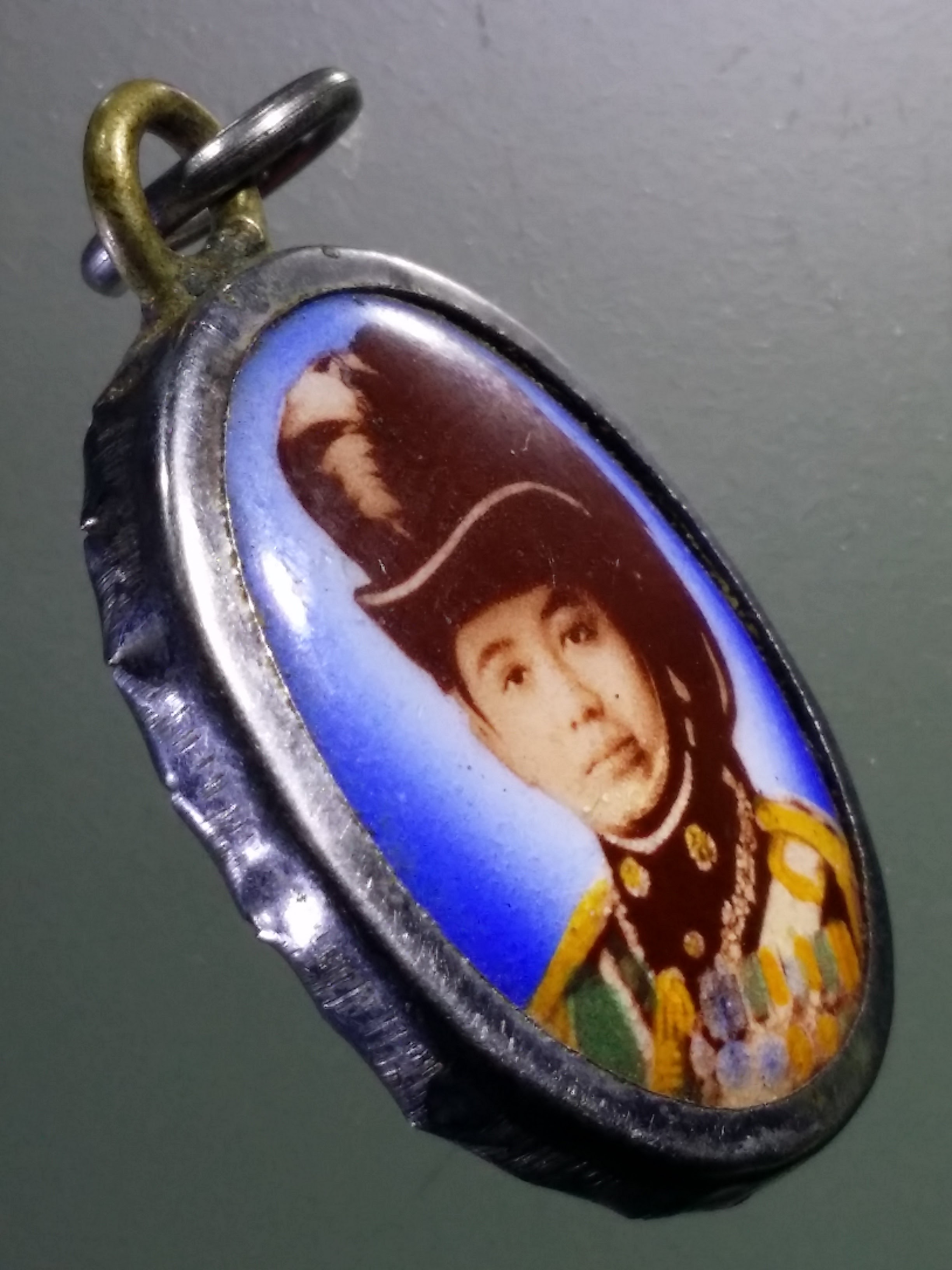 รหัสสินค้า เครื่องราง ล็อกเก็ต ภาพถ่าย 165 ล็อกเก็ตพระมงกุฎเกล้าเจ้าอยู่หัว รัชกาลที่ 6 ผู้ให้กำเนิดลูกเสือไทย