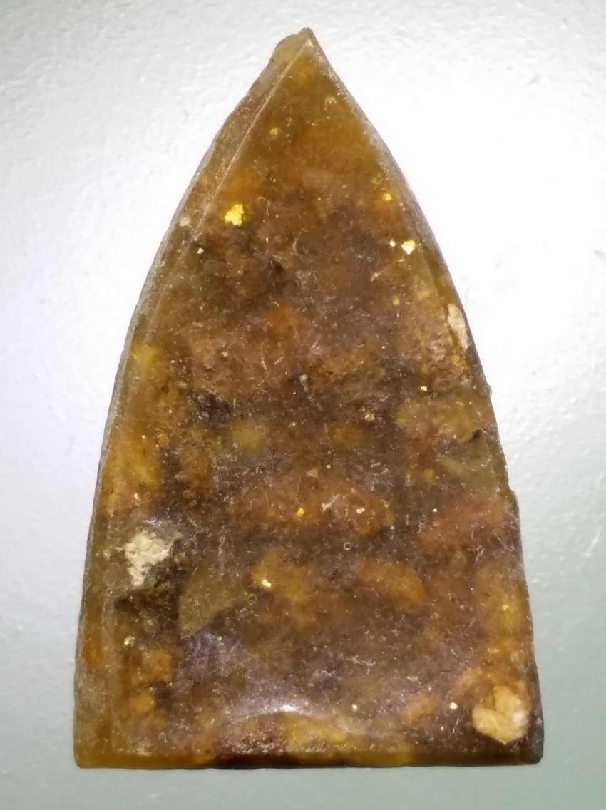 รหัสสินค้า พระไม่ทราบที่ 535 สมเด็จซุ้มแหลม เนื้อกระเบื้องหลังคาโบสถ์ (เนื้อเรซิ่น) ไม่ทราบที่