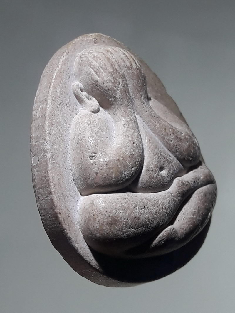 รหัสสินค้า พระเนื้อดิน ผง ว่าน 10517 พระปิดตาเนื้อผง หลังยันต์ตรีนิสิงเห หลวงปู่รุ่ง วัดท่าไม้