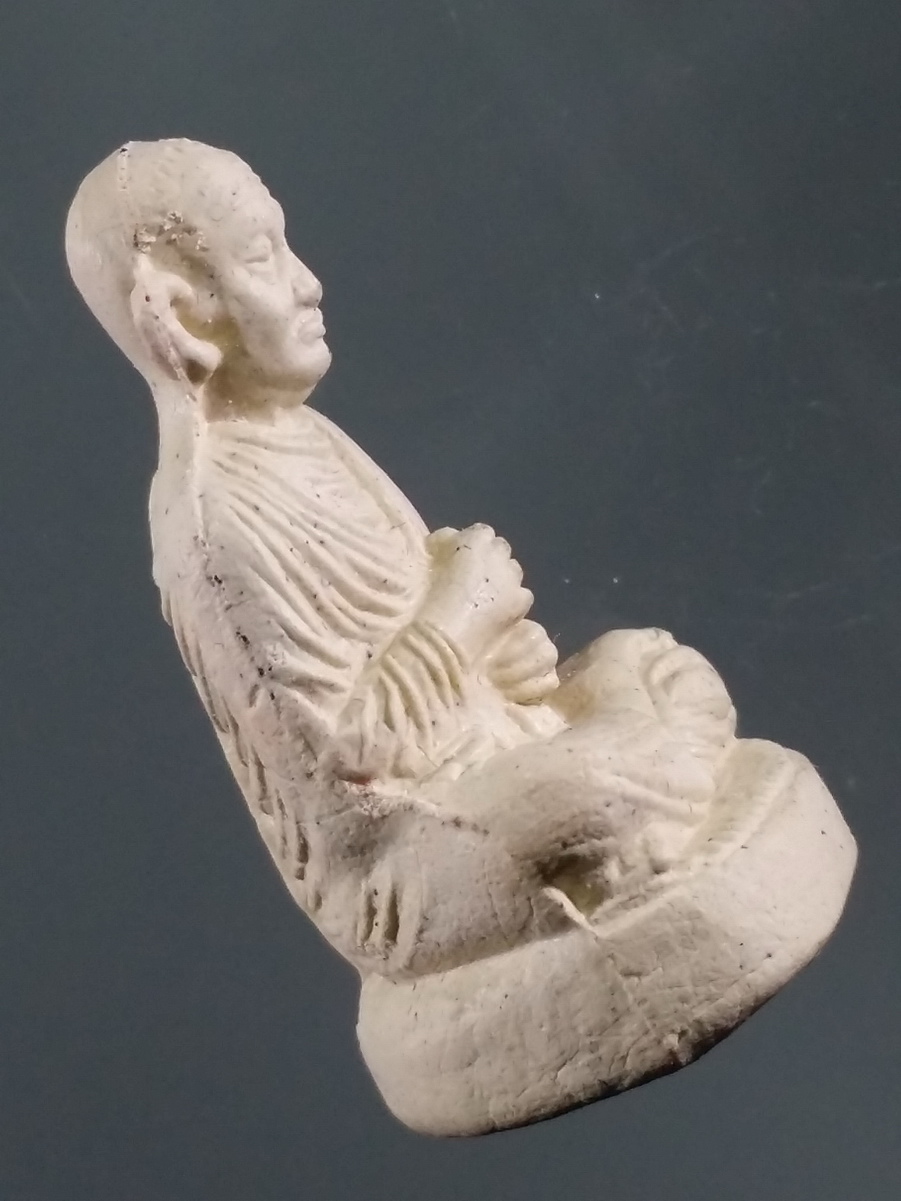 รหัสสินค้า พระมีกล่อง 471 รูปหล่อลอยองค์เนื้อผง สมเด็จพระพุฒาจารย์โต พรหมรังษี วัดระฆังโฆสิตารามวรมหาวิหาร กรุงเทพฯ