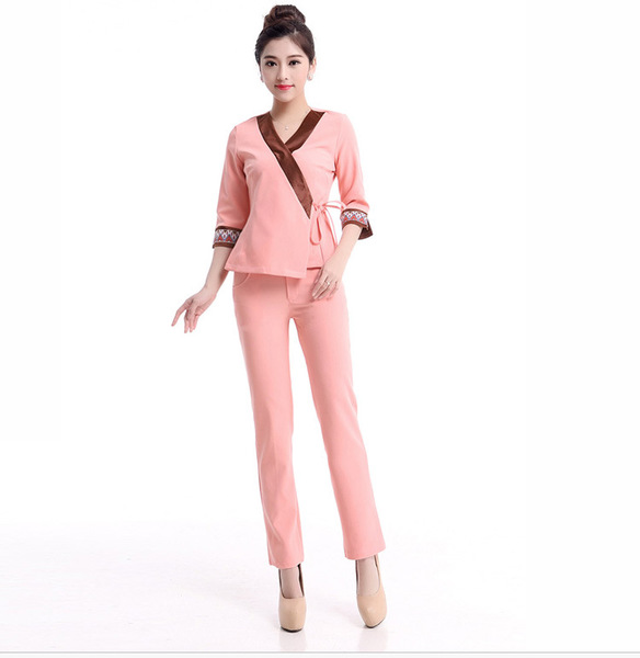 ยูนิฟอร์มพนักงานร้านสปา