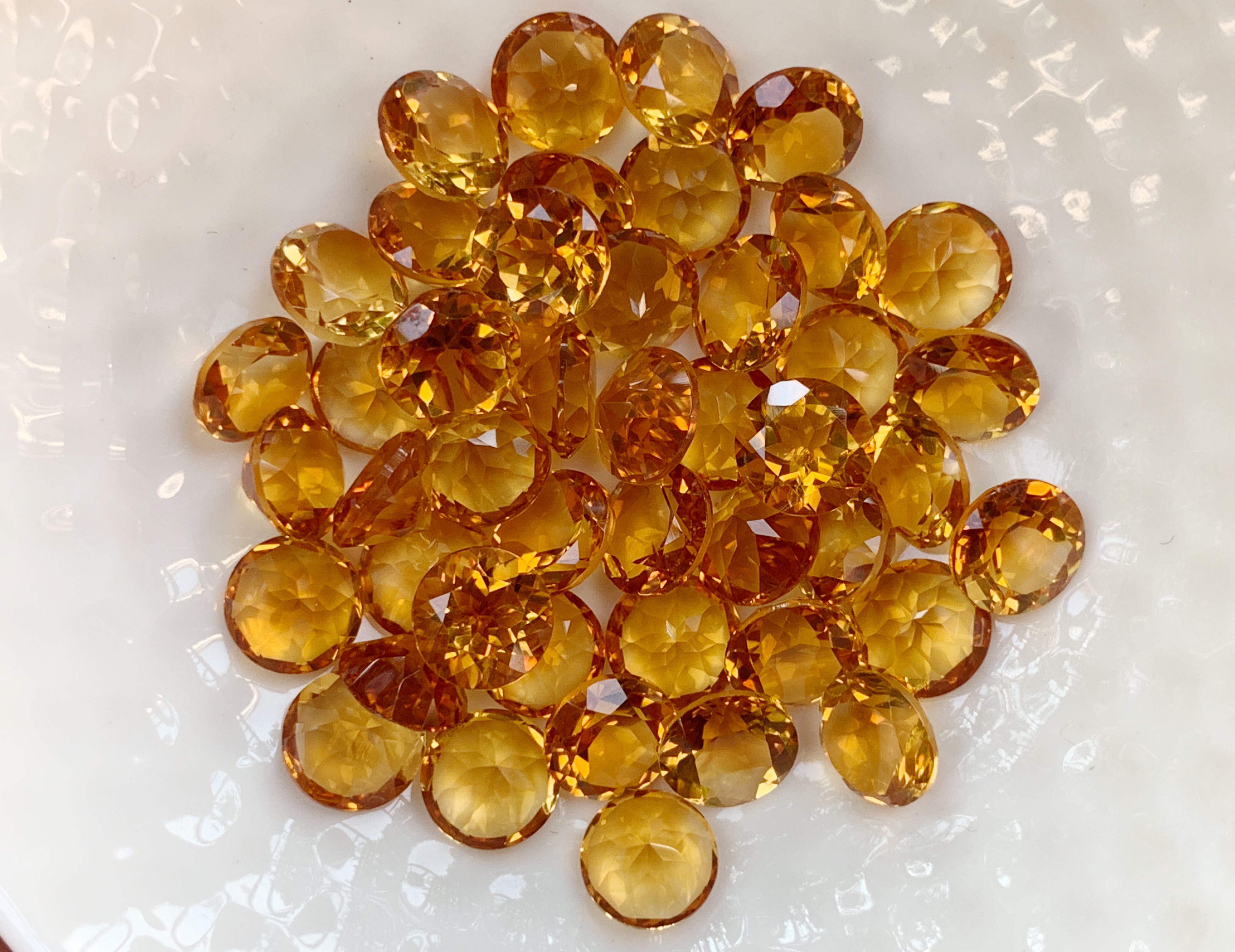 ซิทรินเข้มกลม 7.0 มม. 5 กะรัต