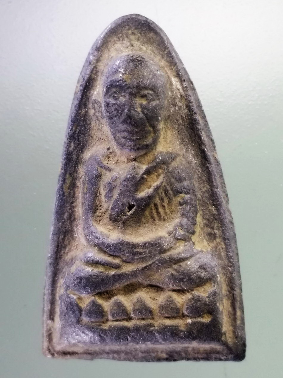 รหัสสินค้า หลวงปู่ทวด วัดต่างๆ 060 หลวงปู่ทวด เนื้อดินเผา วัดช้างให้ ปี 2513 พระครูใบฎีกาขาว สร้าง