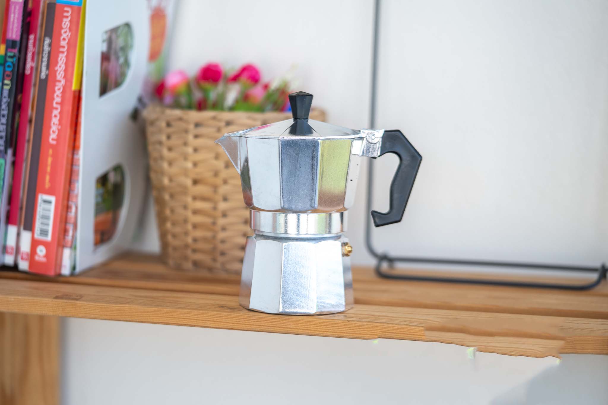 Moka Pot มอคค่า พ็อต กาต้มกาแฟสดพกพา