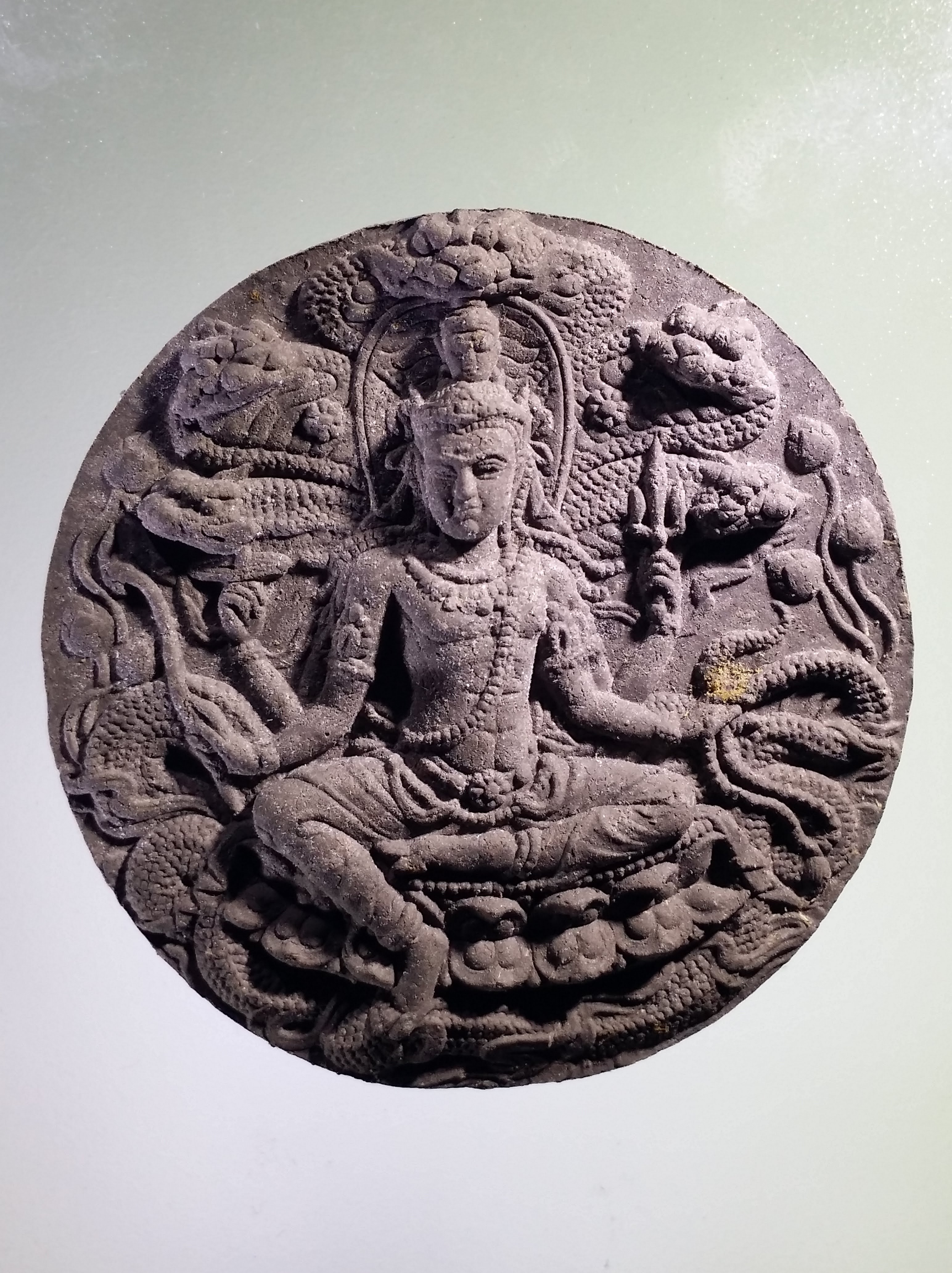 รหัสสินค้า จตุคามรามเทพ 429 จตุคามรามเทพ รุ่นมหาปาฏิหาริย์มั่งมีทรัพย์ เนื้อว่านกากยายักษ์ ขนาด 5.6 cm จตุคามรามเทพ รุ่น มหาปาฎิหารย์มั่งมีทรัพย์ ปีพ.ศ. 2550