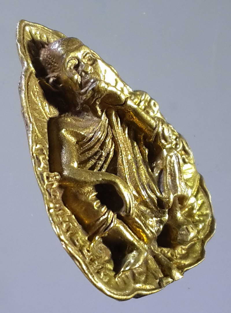 รหัสสินค้า พระกริ่ง พระหล่อ 089 เหรียญหล่อใบโพธิ์ หลวงพ่อคูณ วัดบ้านไร่ อำเภอด่านขุนทด จังหวัดนครราชสีมารุ่นโชคดีเด้อ สร้างปี 2536 พระรายการนี้ให้เช่าบูชาแล้ว