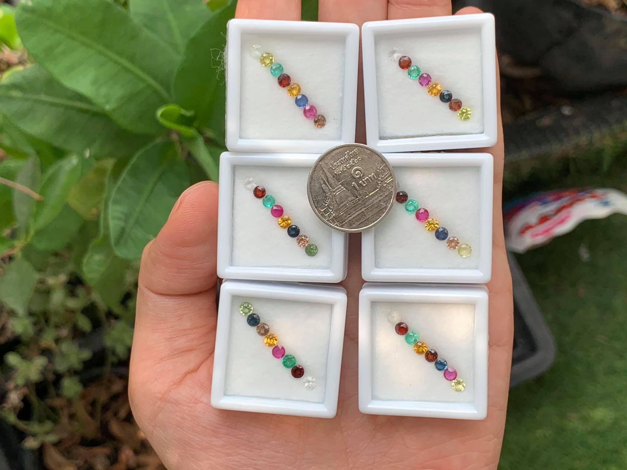 นพเก้ากลมเจียรเหลี่ยม 3.0 mm. 1 ชุด