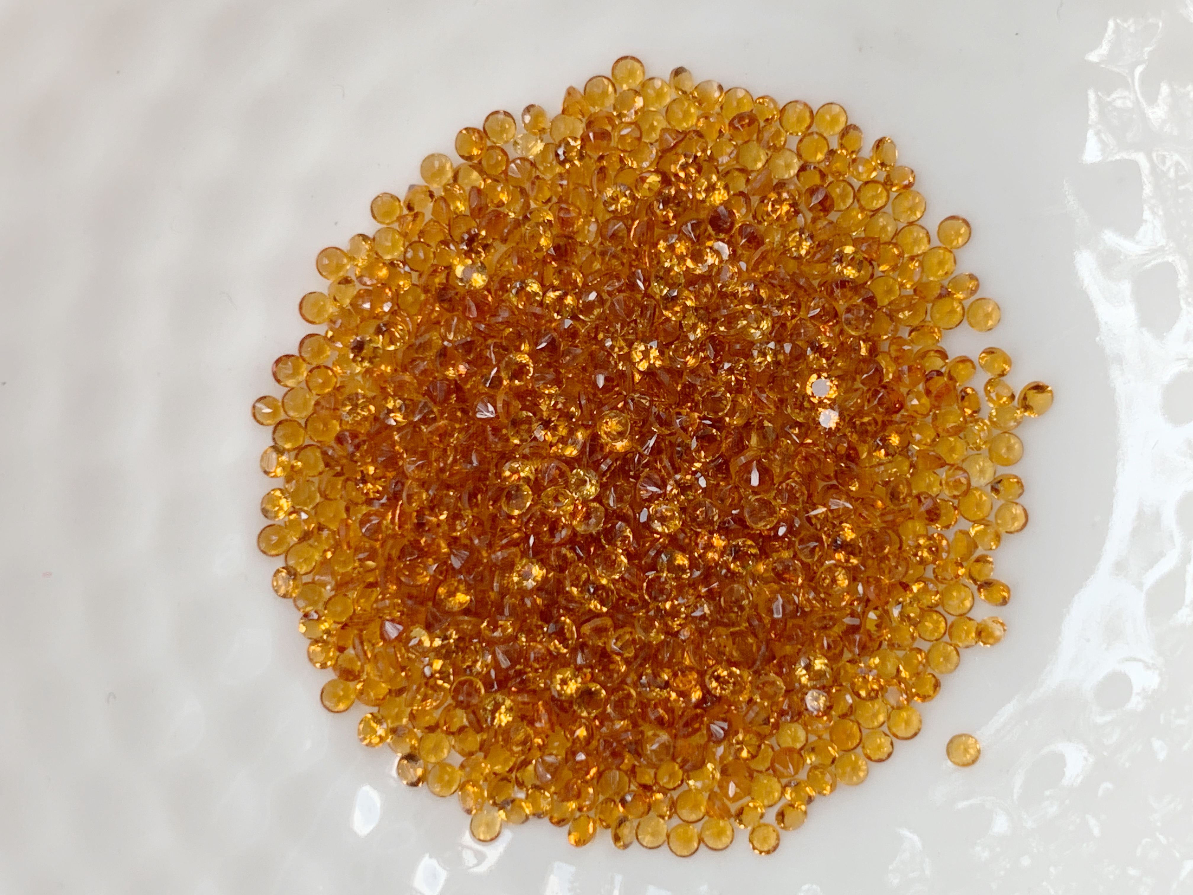 Citrine ซิทรินกลม 1.5 มม. 1 กะรัต