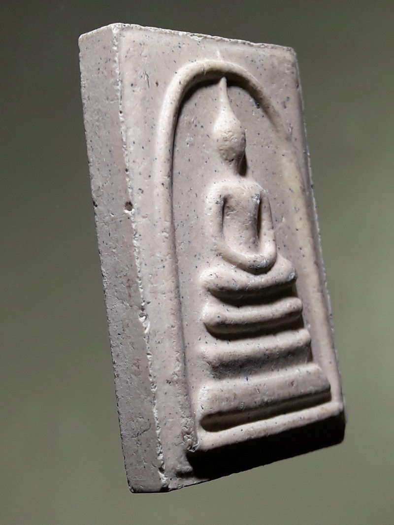 รหัสสินค้า พระสมเด็จ วัดต่างๆ 1318 พระสมเด็จ รุ่นแรก หลวงพ่อคูณ อัคคธัมโม วัดป่าโพธิ์สุวรรณ จังหวัดอุบลราชธานี ปี 2563