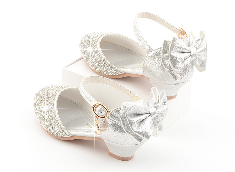 Shoe1426- รองเท้าคัชชูเด็กเล็ก รองเท้าคัชชูเด็กโต ติดเพขร โบว์ (ความยาววัดจากพื้นภายใน ให้ใช้ความยาวเท้า +0.5/เท้าอูม +1.0 cm.แล้วแลือก)