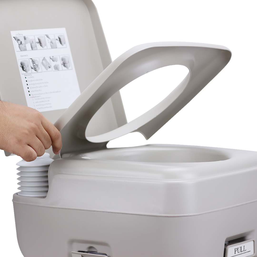 สุขาเคลื่อนที่ รุ่น P.3 รุ่นประหยัด ฝารองนั่งแบบวงกลม ความจุน้ำสะอาด 10 ลิตร ความจุของเสีย 20 ลิตร ฟรีสายฉีดชำระ