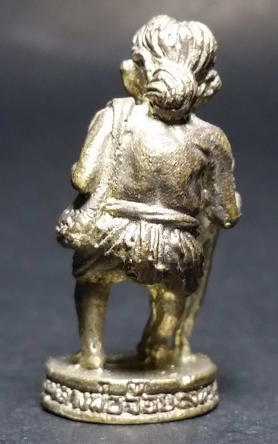 รหัสสินค้า พระกริ่ง พระหล่อ 386 รูปหล่อชูชก เพิ่มพูนทรัพย์ หลวงพ่อจ้อย วัดศรีอุทุมพร จังหวัดนครสวรรค์ สร้างปี 2549 ที่ระลึกอายุครบ 94 ปี