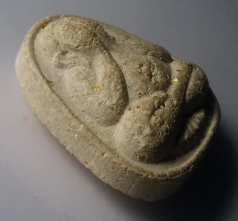 รหัสสินค้า พระปิดตา ทั่วไป 101 พระปิดตาเนื้อผงพุทธคุณ หลวงพ่อมาลัย วัดบางหญ้าแพรก จังหวัดสมุทรสาคร