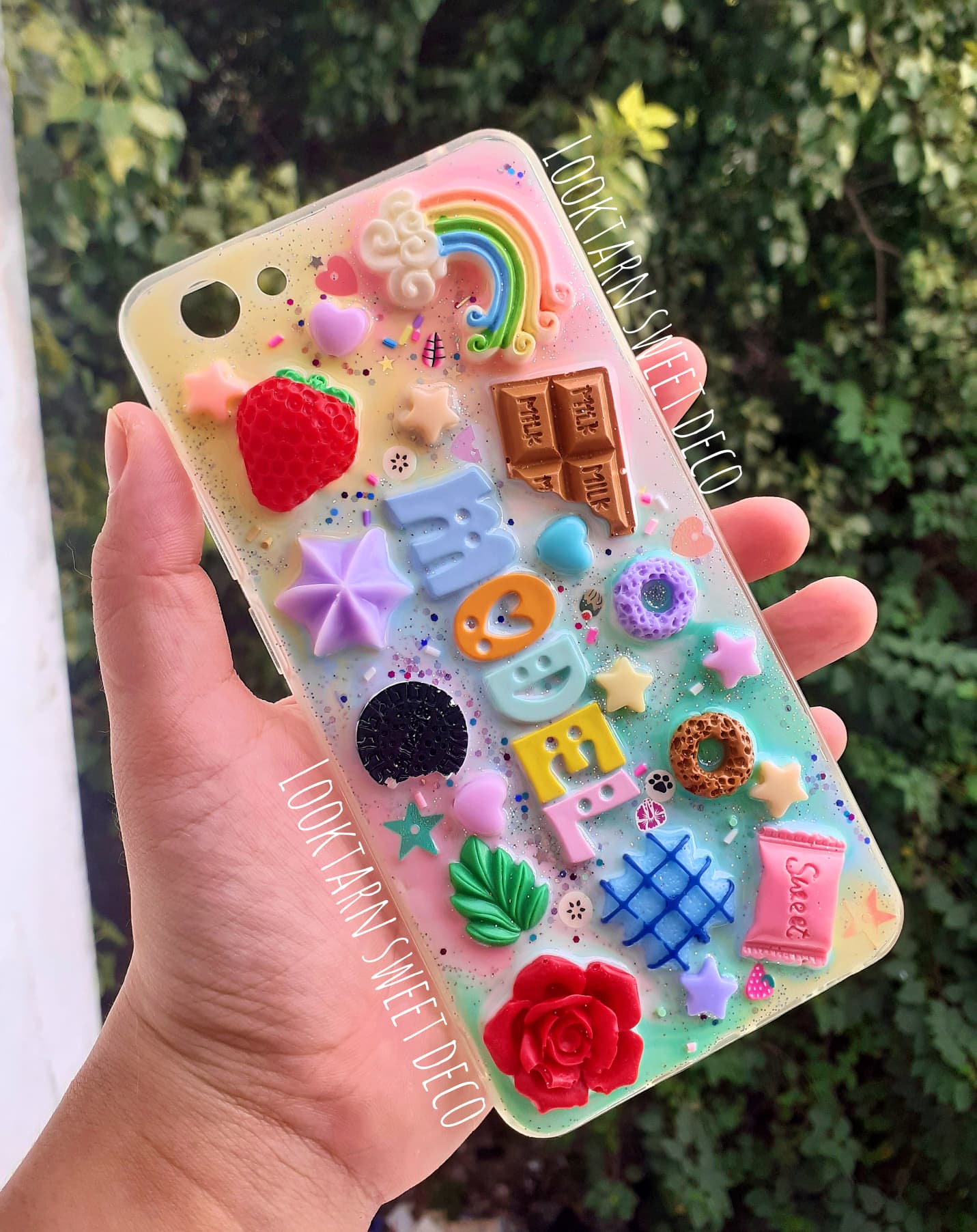 เคสเรซิ่นสีพาสเทล