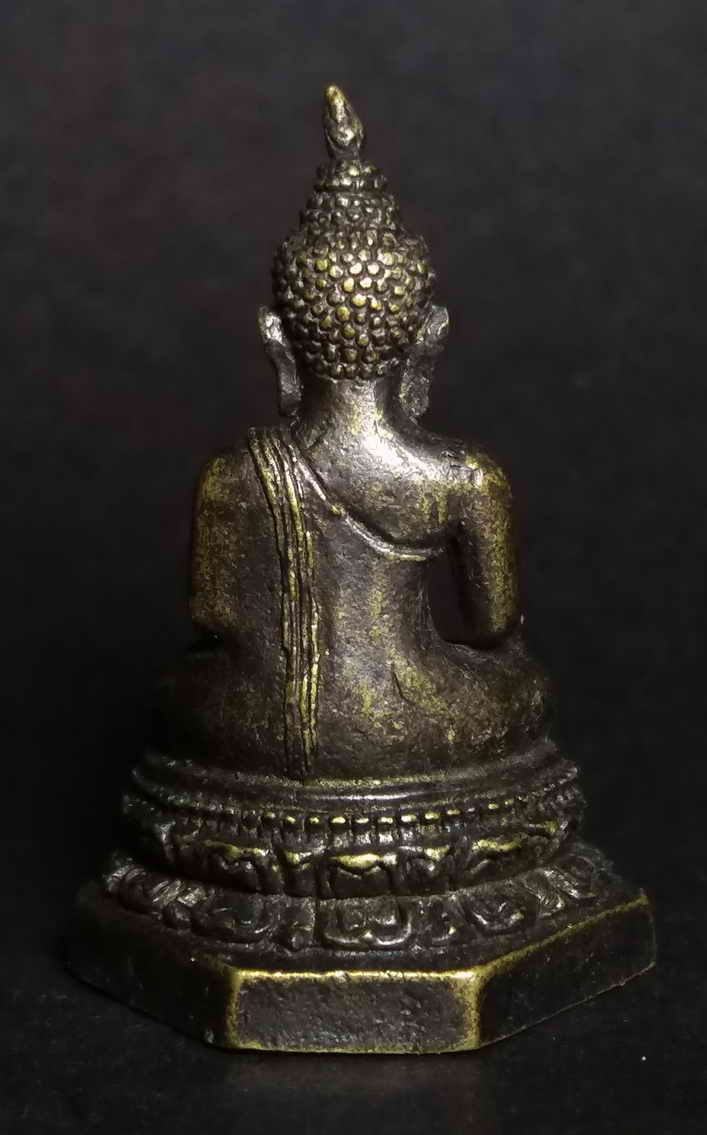 รหัสสินค้า พระกริ่ง พระหล่อ 015 รูปหล่ออุดกริ่ง พระพุทธหลวงพ่อดำ เฮงเฮงเฮงสัมฤทธิ์