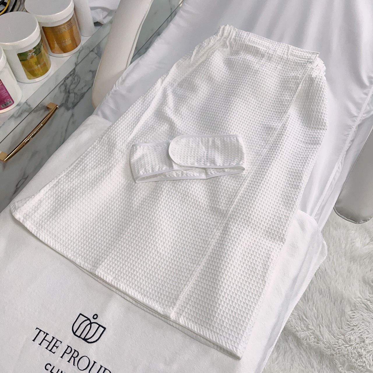 ชุดกระโจมอกอาบน้ำ กระโจมอกผ้าผ้ารังผึ้ง กระโจมอก กระโจมอกอาบน้ำ กระโจมอกยางยืด กระโจมอกร้านสปา ผ้าคัตตอลทอรังผึ้ง