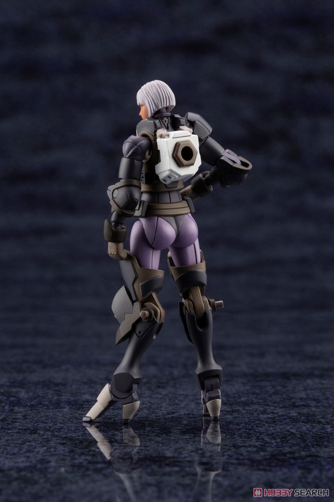 เปิดรับPreorder มัดจำ 200 บาท Governor LAT Black Rabbit (Plastic model)