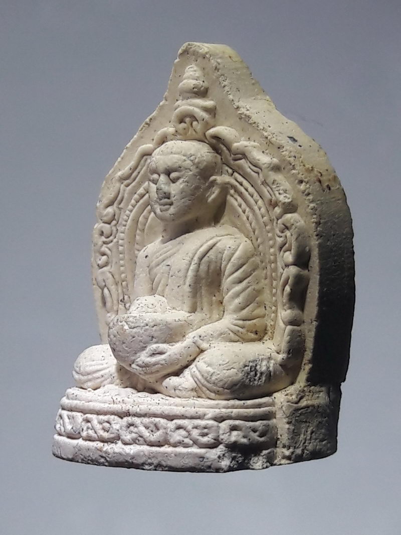 รหัสสินค้า พระมีกล่อง 332 พระสิวลีลังกาวงศ์ เจ้าคุณธงชัย วัดไตรมิตรวิทยาราม กรุงเทพฯ อธิษฐานจิตประจุพลังพุทธาคมปี 2546