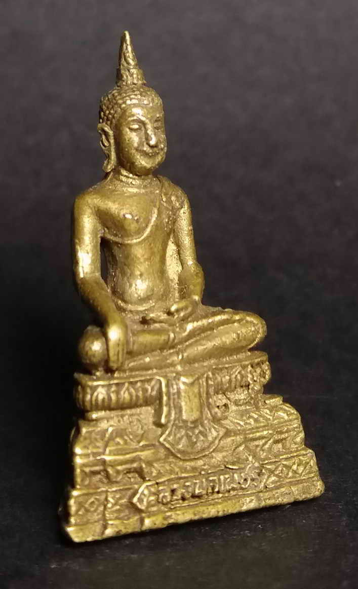 รหัสสินค้า พระกริ่ง พระหล่อ 005 รูปหล่อพระพุทธหลวงพ่อเพชร วัดท่าดินแดง จังหวัดนครสวรรค์ พระรายการนี้ให้เช่าบูชาแล้ว