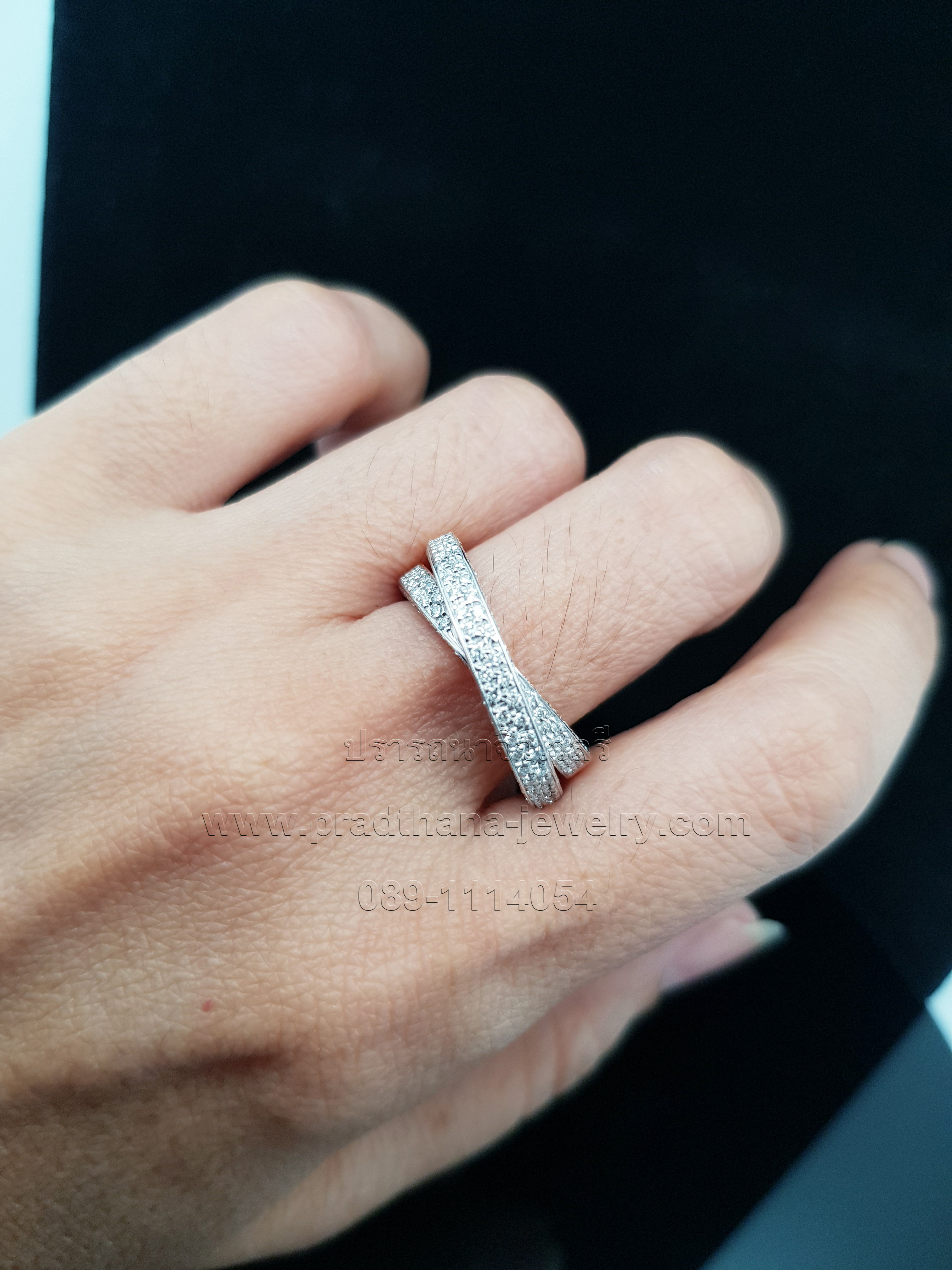 แหวนเพชรสองแถวไขว้