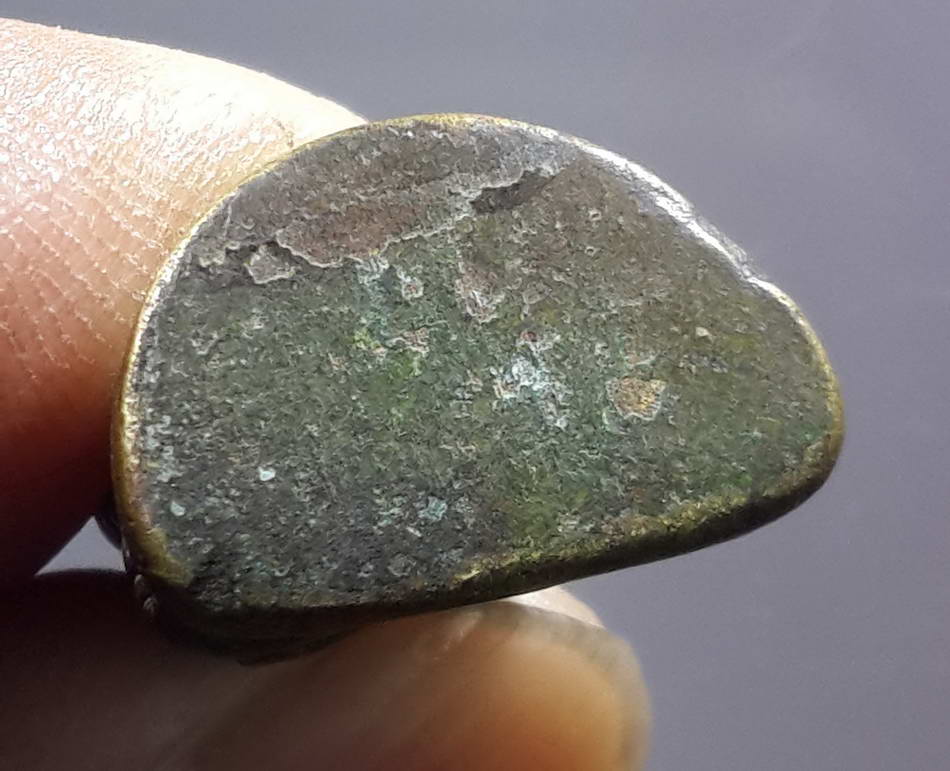 รหัสสินค้า พระกริ่ง พระหล่อ 217 รูปหล่อหลวงพ่อเงิน วัดบางคลาน จ.พิจิตร ไม่ทราบปีที่สร้าง พระรายการนี้ให้เช่าบูชาแล้ว