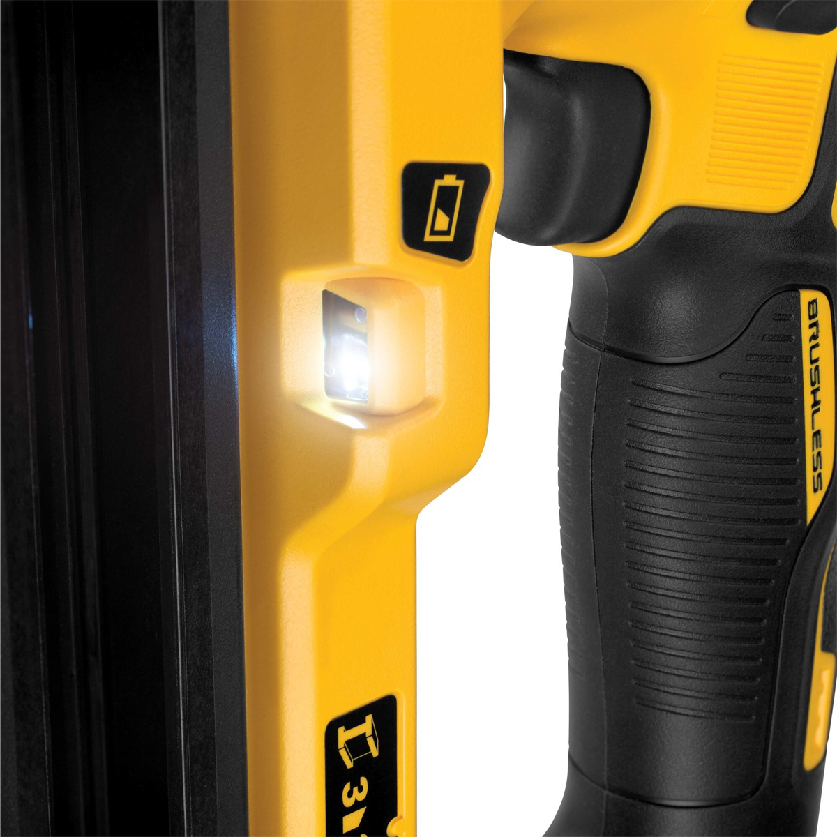 DEWALT เครื่องยิงตะปูคอนกรีตไร้สาย 18V(20V Max) [DCN890N-XJ]