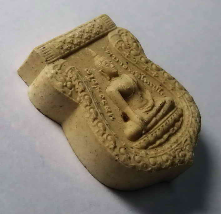 รหัสสินค้า พระเนื้อดิน เนื้อผง เนื้อว่าน 308 พระเสมาเนื้อผงหลวงพ่อโตวัดบางพลีใหญ่ในสร้างปี 2555