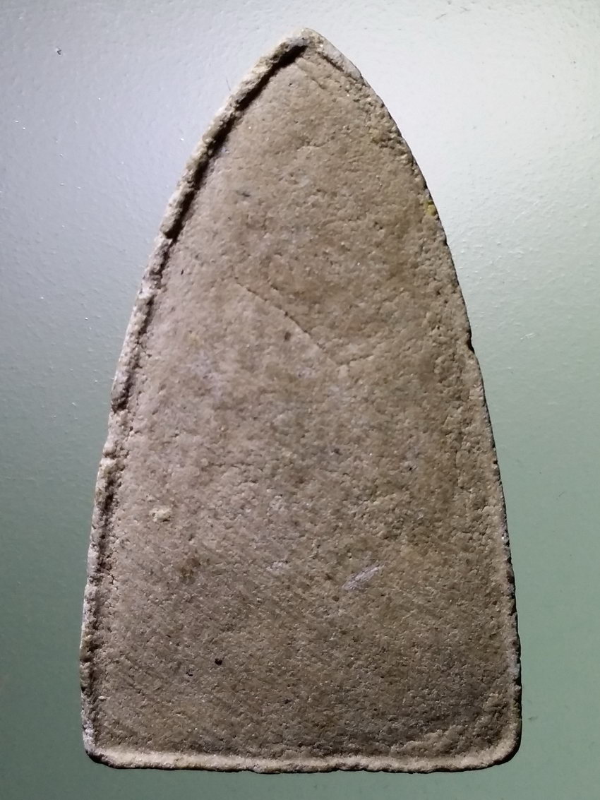 รหัสสินค้า หลวงปู่ทวด วัดต่างๆ 526 หลวงปู่ทวดเนื้อผง หลังเรียบ วัดช้างให้ จังหวัดปัตตานี ไม่ทราบปีที่สร้าง