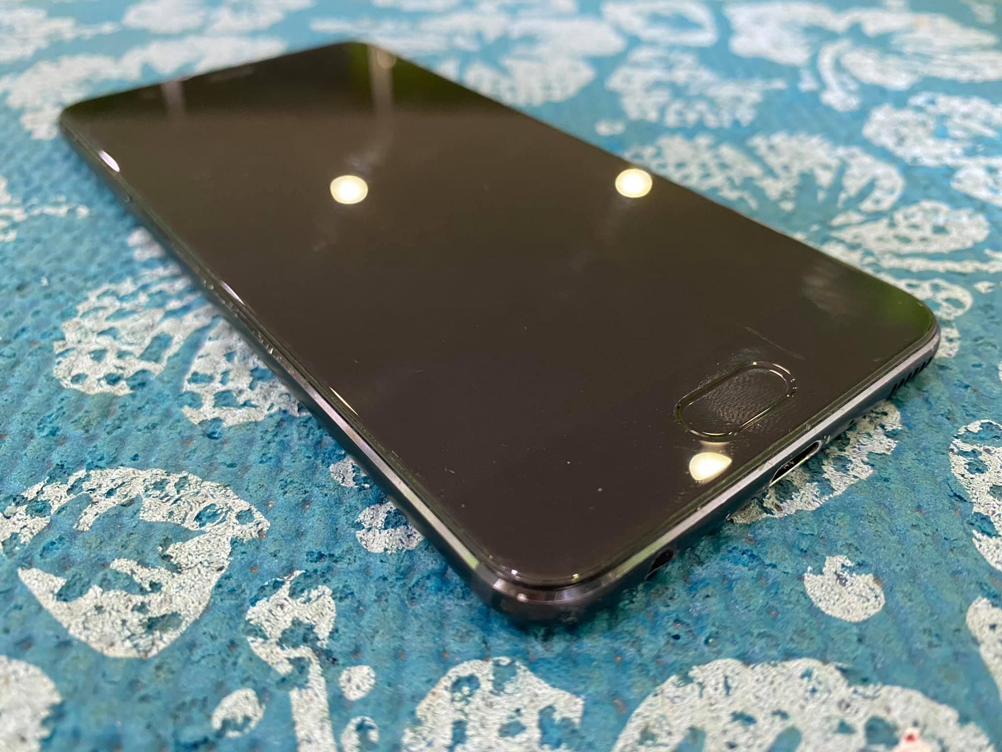 ( SOLD OUT ) Huawei P10 Plus